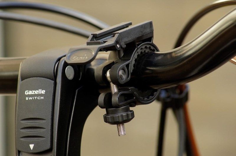 Велосипедный фонарь Fenix BC25R