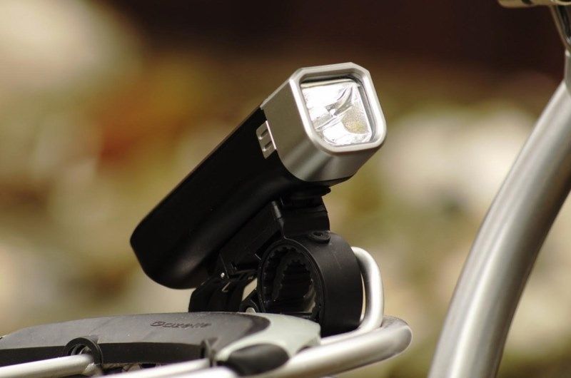 Велосипедный фонарь Fenix BC25R