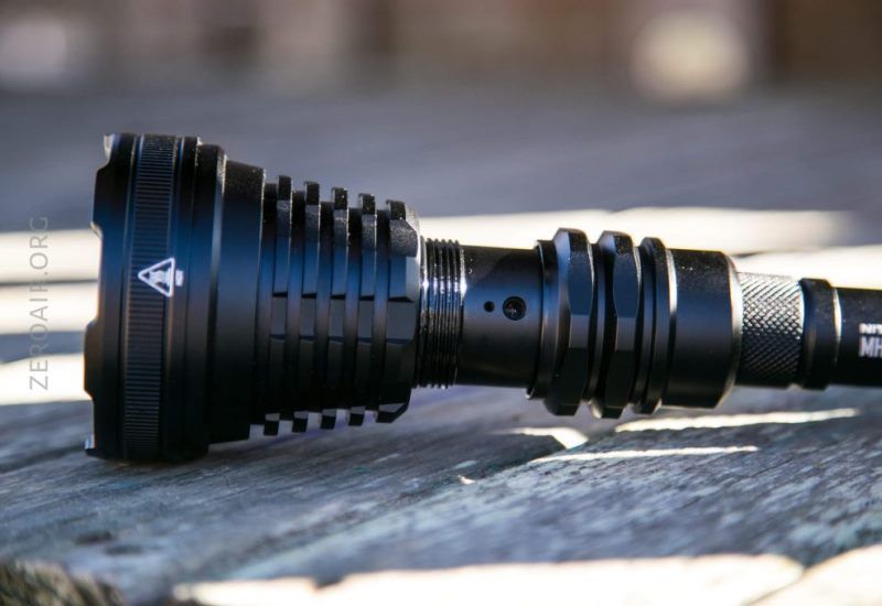 Дальнобойный фонарь Nitecore MH40GTR