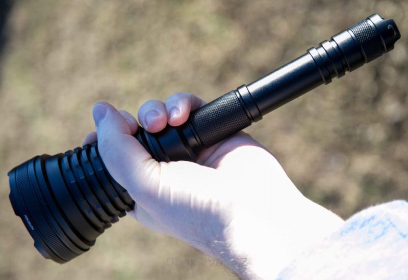 Дальнобойный фонарь Nitecore MH40GTR