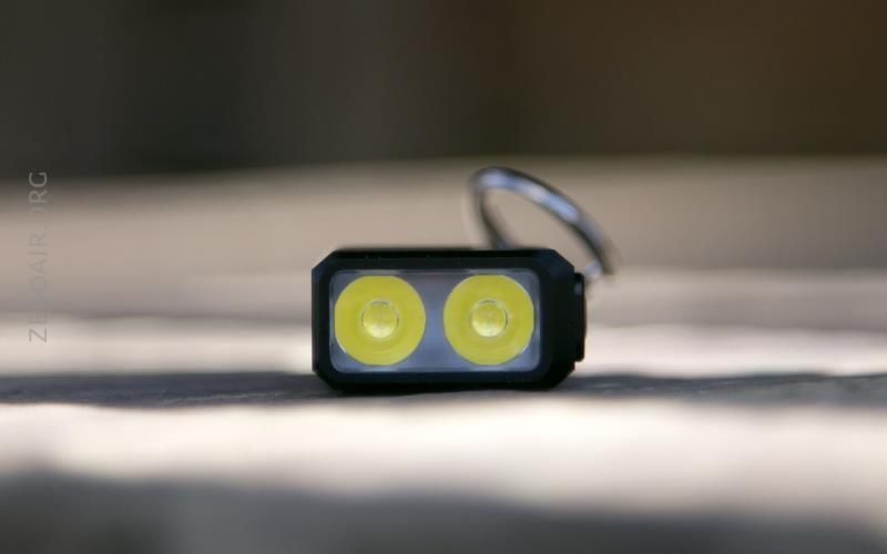 Фонарик-брелок Nitecore TIP2